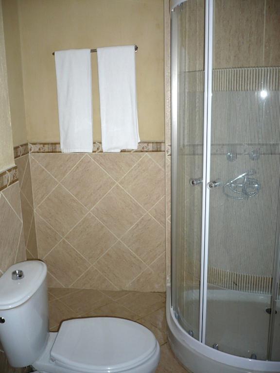 Arusha Tourist Inn Hotel Стая снимка